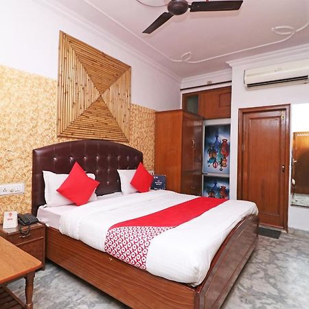Oyo 29304 Hotel Pooja Yamunānagar Exteriér fotografie