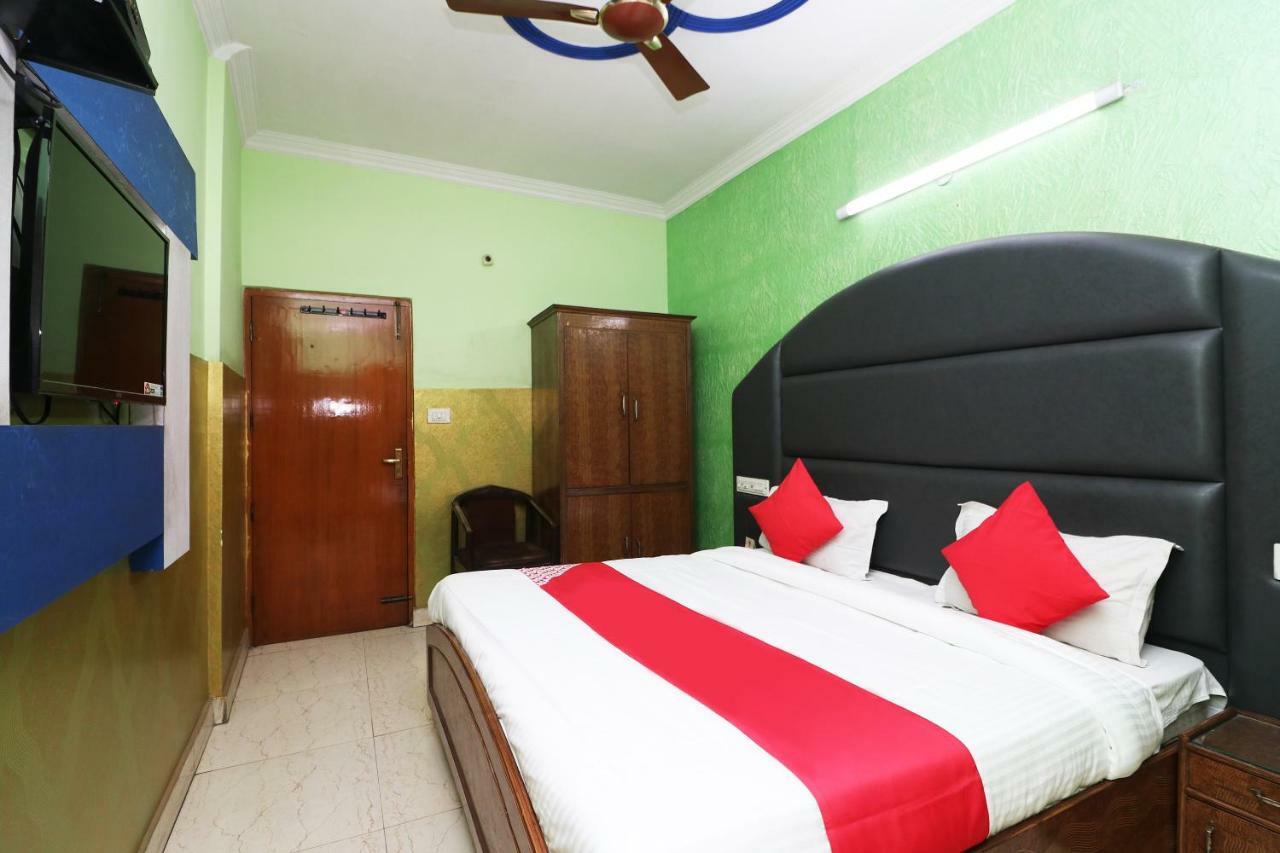 Oyo 29304 Hotel Pooja Yamunānagar Exteriér fotografie