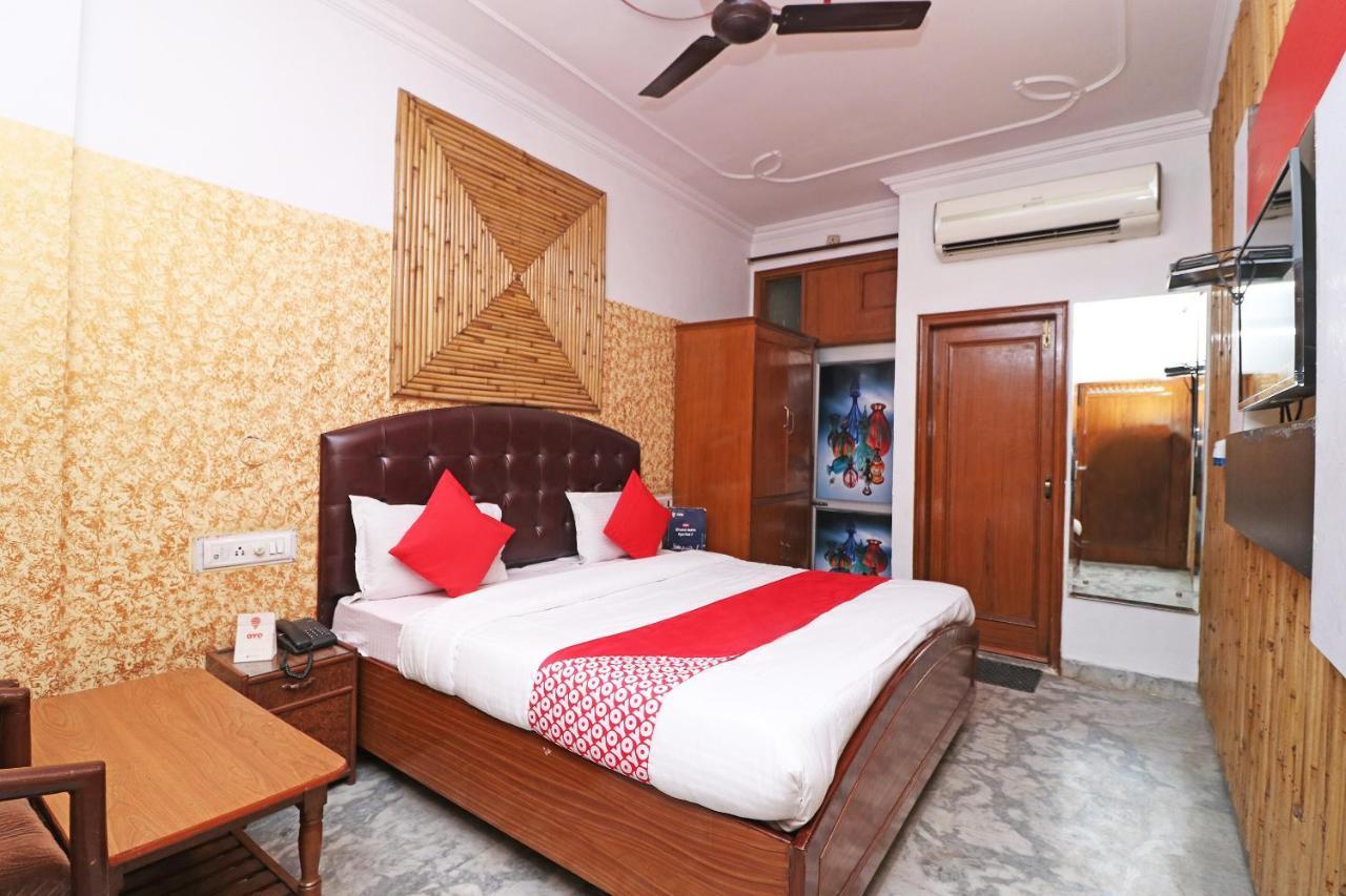 Oyo 29304 Hotel Pooja Yamunānagar Exteriér fotografie